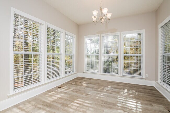 Building Photo - 8524 Bratt Ave