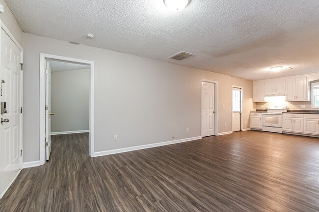 Building Photo - 33 Brantley Cir