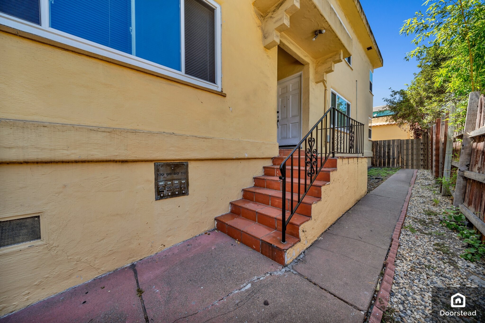 Building Photo - 2125 14th Ave