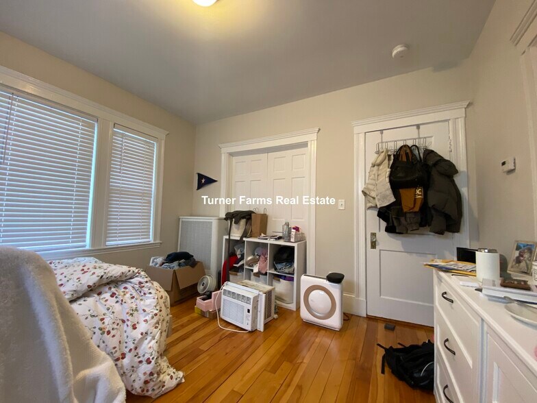 Building Photo - 6 Westminster Ave