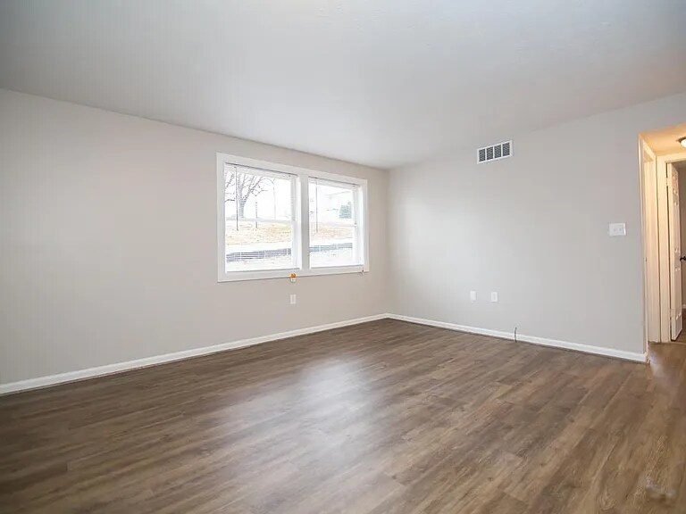 Building Photo - 620 Maryland Ave