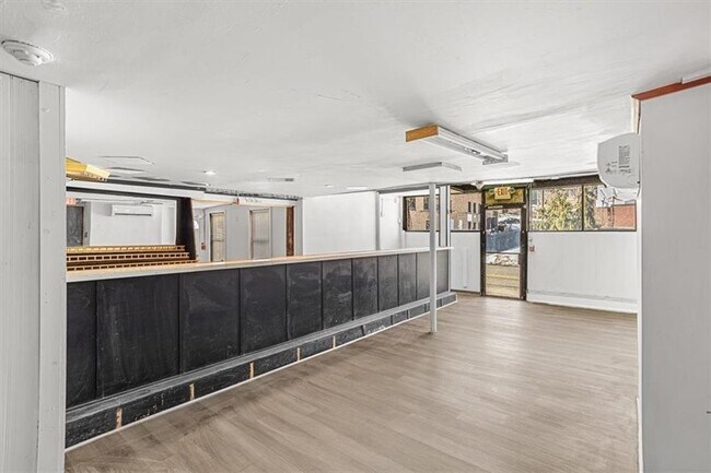 Building Photo - 57 N Main St