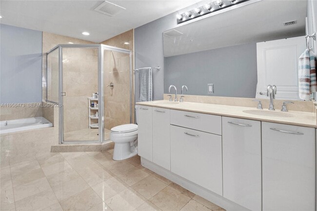 Building Photo - 350 SE 2nd St