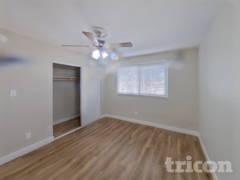 Building Photo - 6035 N 31st Ave