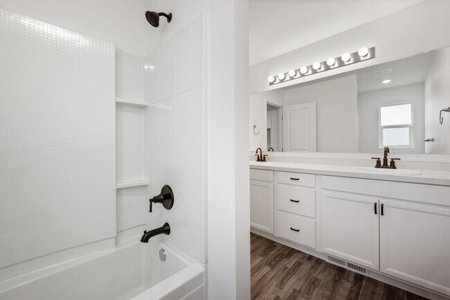 Building Photo - Like-New Tumwater Hill Home with A/C - 3 beds, 2.5 baths