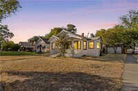 Building Photo - 77 E Main St