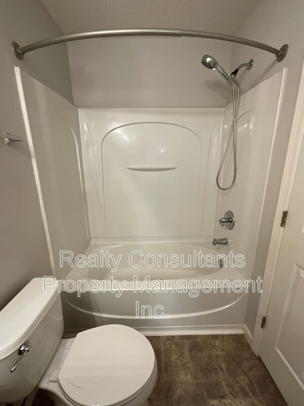 Building Photo - 239 Bridford Downs Dr