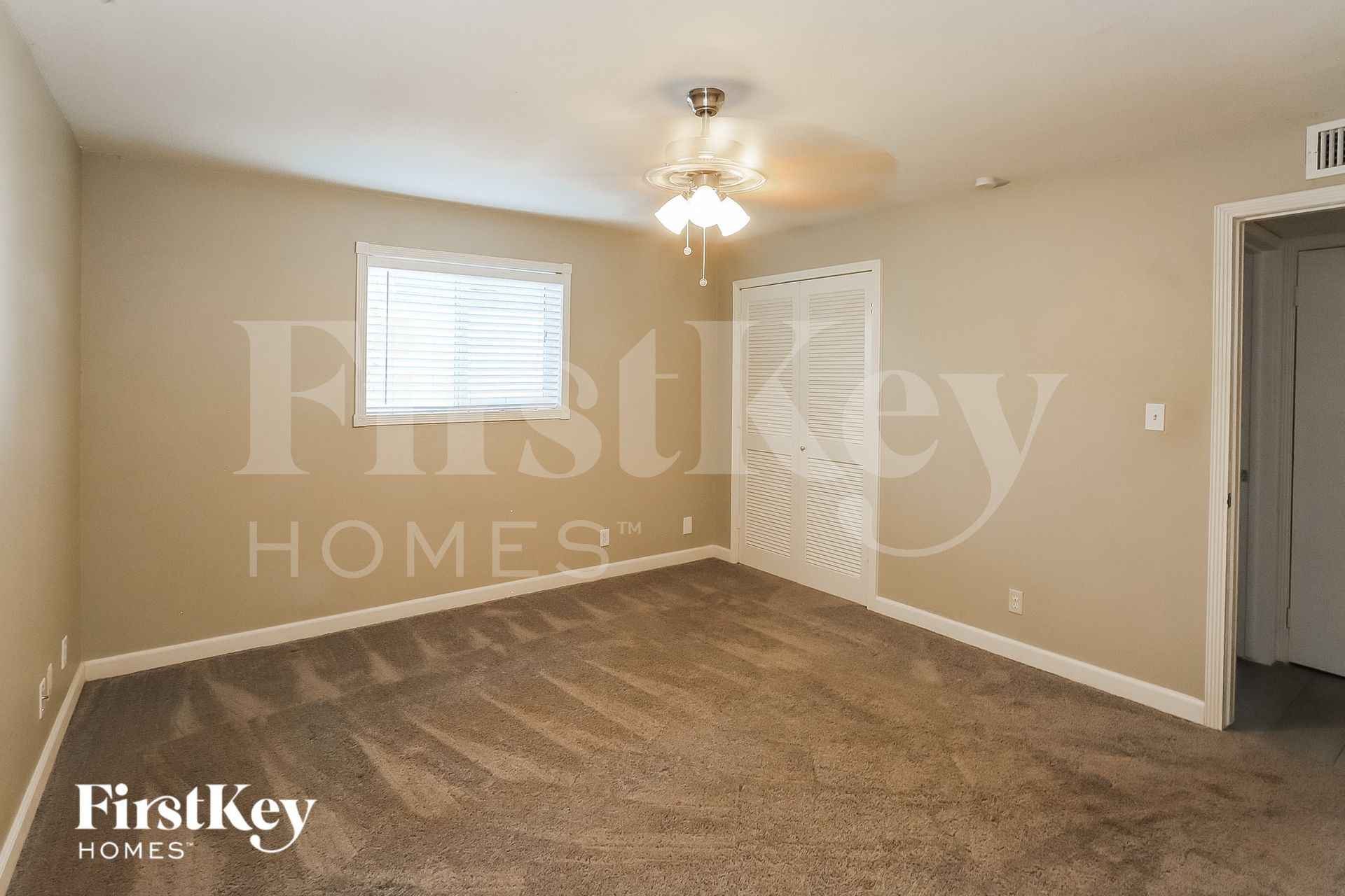 Building Photo - 9214 N 36th Dr