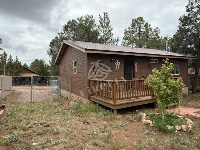 Building Photo - 1982 Stagg Run