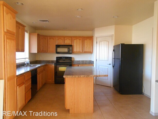 Building Photo - 3 br, 2 bath House - 1606 W. 7th South