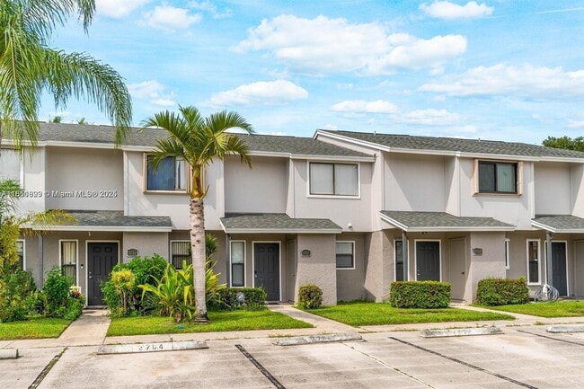 Primary Photo - 4303 Inlet Cir