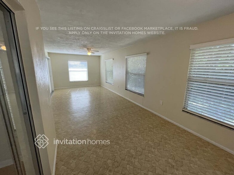 Building Photo - 3729 Allenwood St