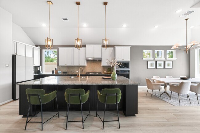 Building Photo - 21967 Gateway Arch Dr