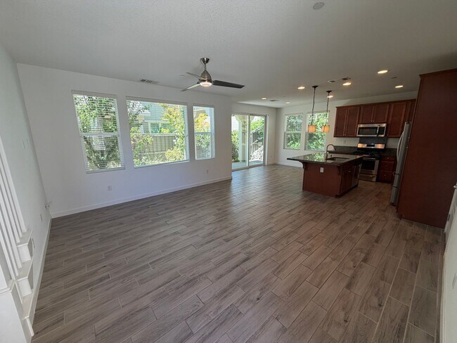 Building Photo - 3 bedroom | 2.5 bathroom | McKinley Village Single Family Home