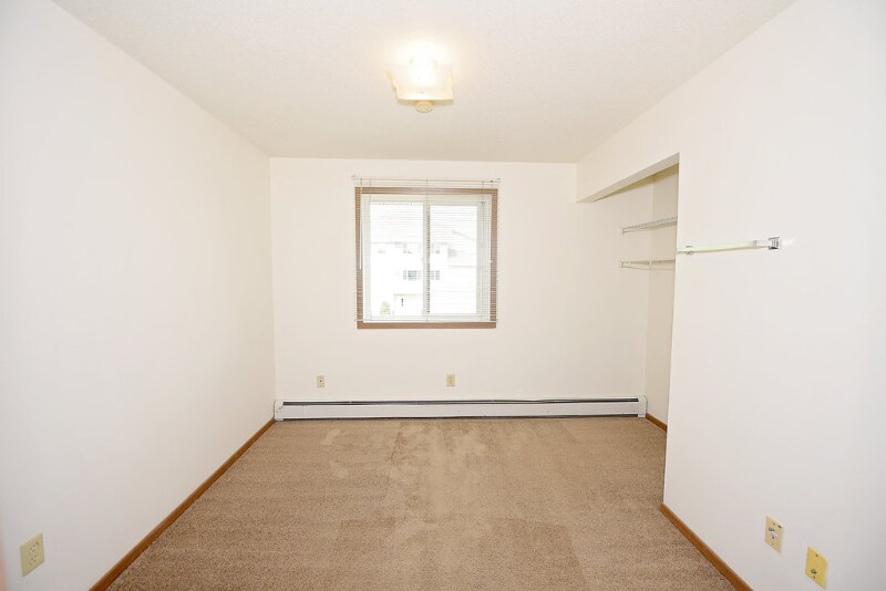 Building Photo - 411 5th Ave S