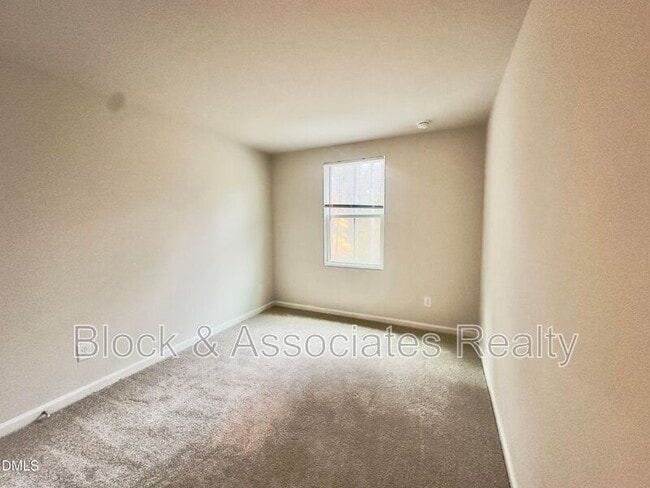 Building Photo - 6650 Gibraltar Rock Dr