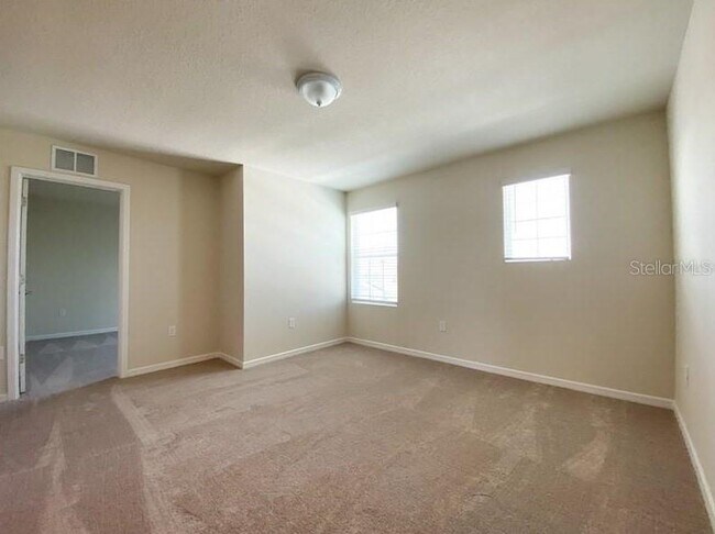 Building Photo - 1579 Aspen Ave
