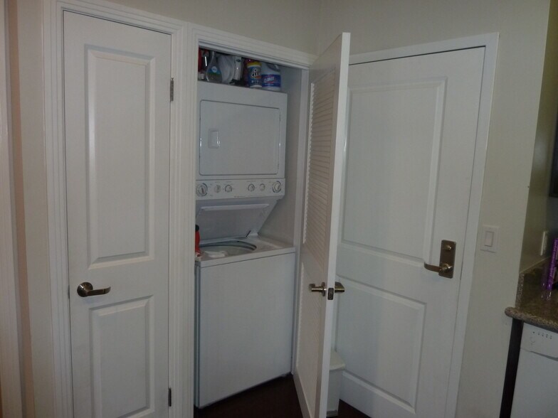 Washer & Dryer - 1250 Edris Dr