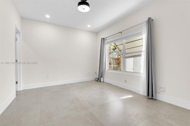 Building Photo - 52 NW 47th Terrace