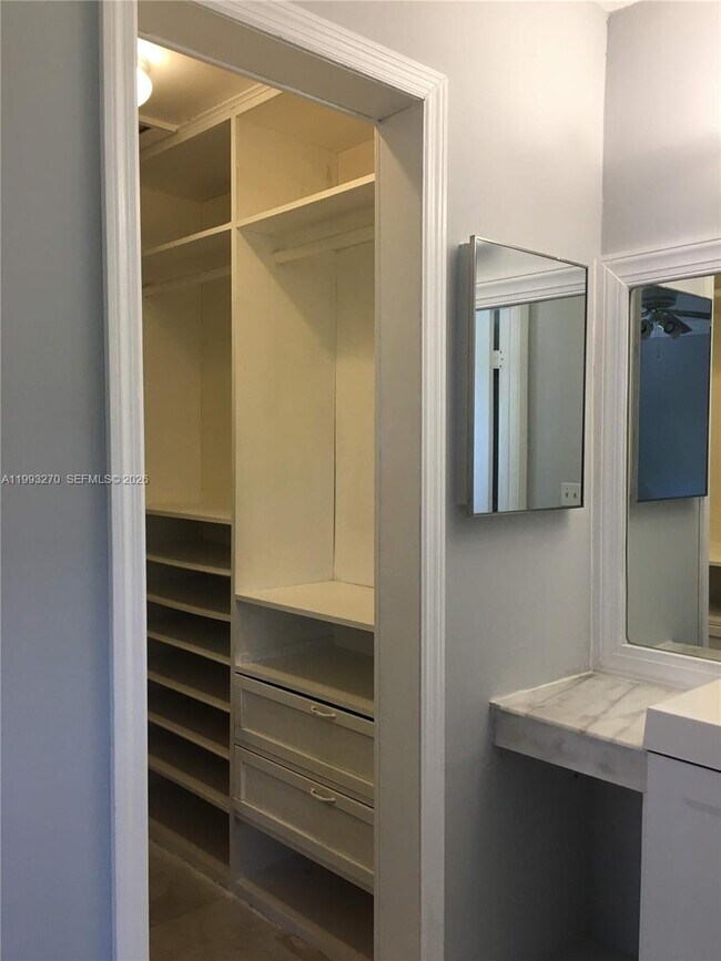 Building Photo - 16674 SW 5th Way