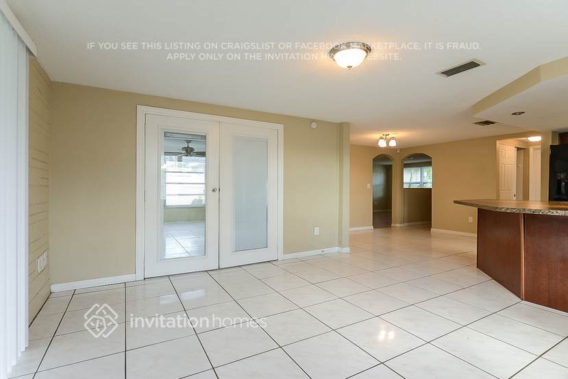 Building Photo - 1741 Dartmouth Dr