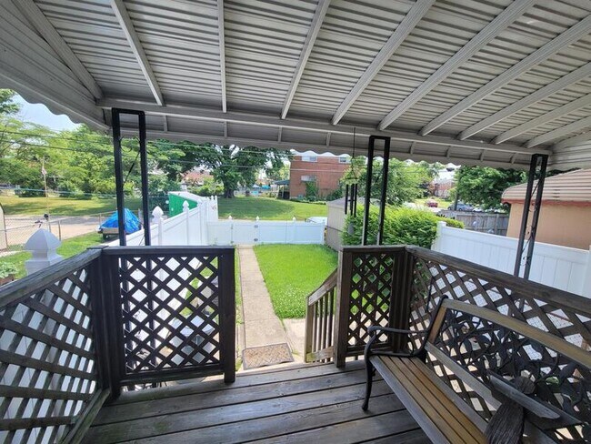 Building Photo - 8587 Morven Rd