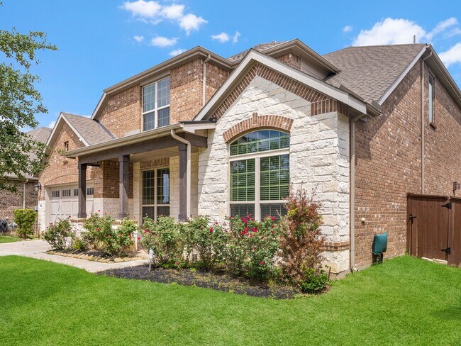 Building Photo - 24910 Meadowthorn Crest Ln