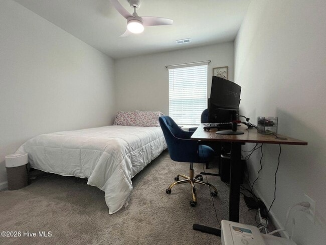 Building Photo - 784 Conductor Ct