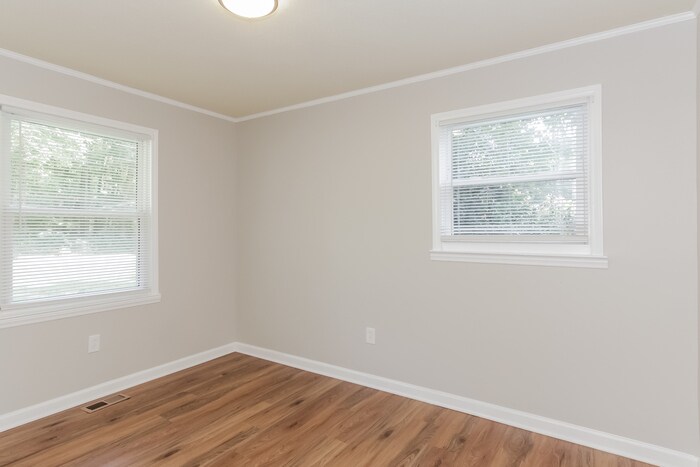 Building Photo - 3973 Maderia Dr NW