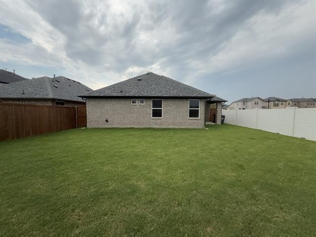 Building Photo - 612 Amenduni Ln
