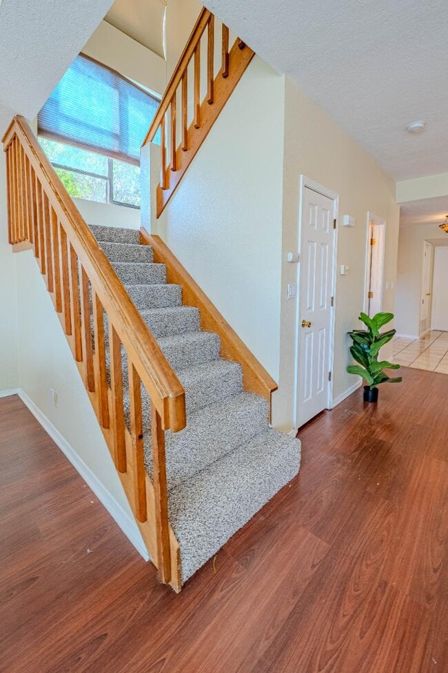 Building Photo - 7725 Pinewood Dr NW