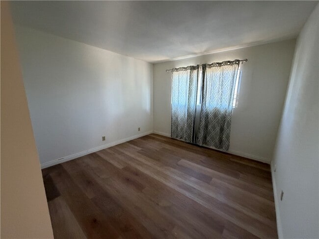 Building Photo - 2125 Rocky View Rd