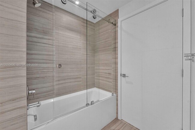 Building Photo - 301 Altara Ave