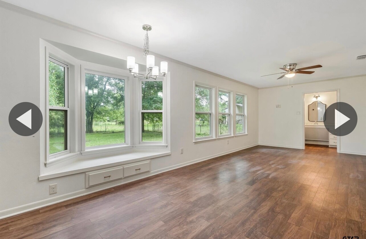 Building Photo - 417 Polly St