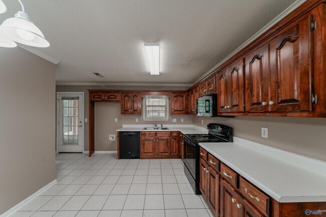 Building Photo - 117 Claytor Ln
