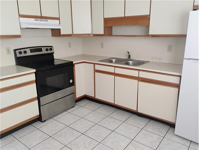 Building Photo - 1717 Shenandoah St