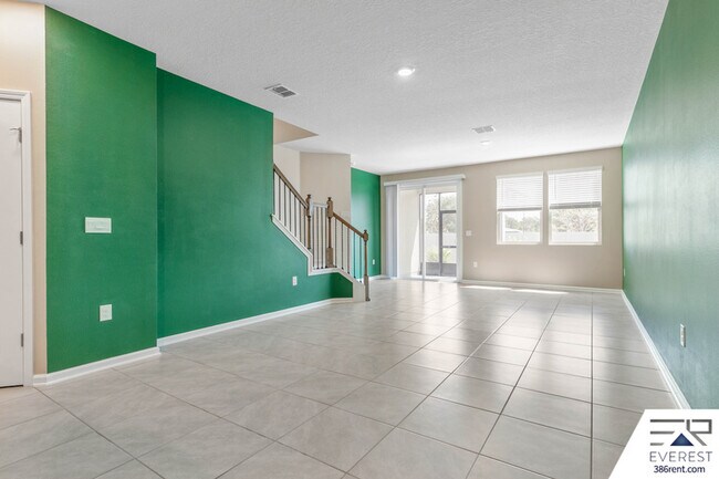 Building Photo - 152 Redbud Rd