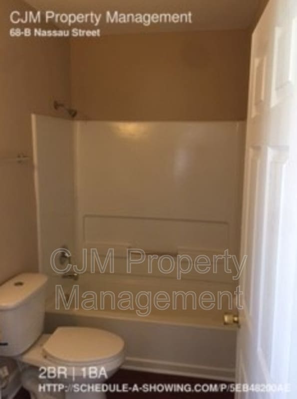 Building Photo - 68 Nassau St