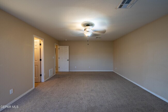 Building Photo - 14212 Otter Point Ct