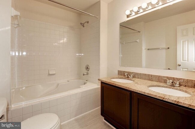 Building Photo - 13122 Kidwell Field Rd