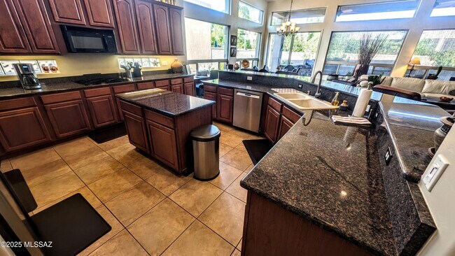 Building Photo - 13816 Topflite Dr