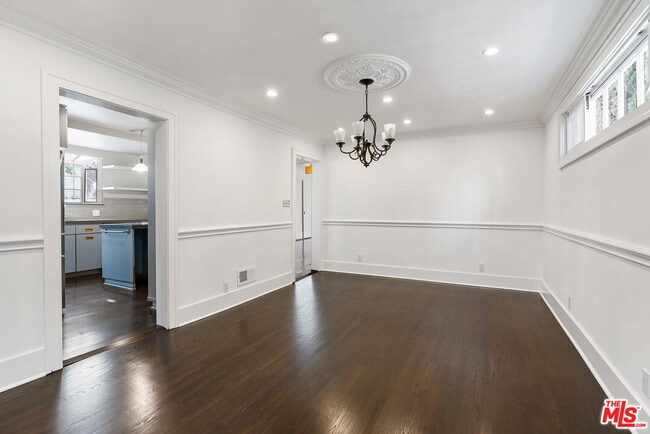 Building Photo - 4920 Marathon St