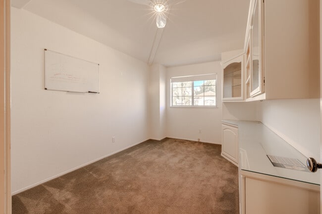 Building Photo - 11671 Boulton Ave