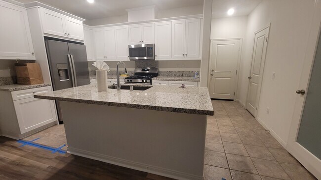 Building Photo - 22770 Harmony Dr