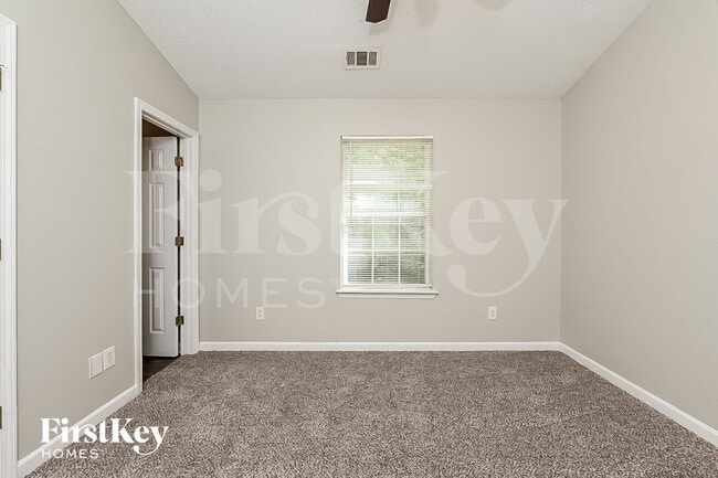 Building Photo - 136 Watercress Ct