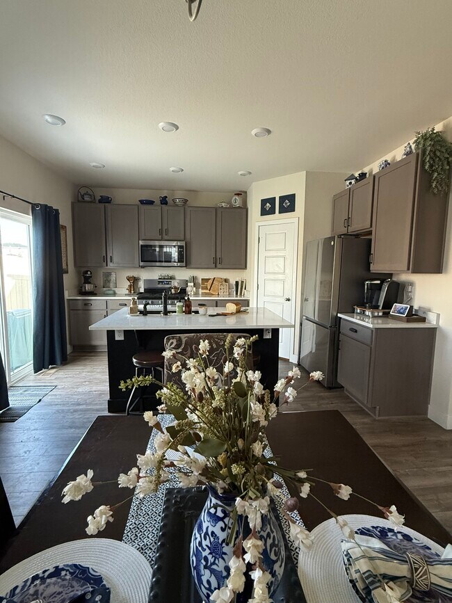 Building Photo - 12678 Granite Ridge Dr