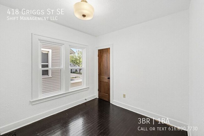 Building Photo - 418 Griggs St SE