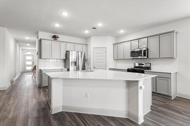 Building Photo - 18017 Nepi Dr
