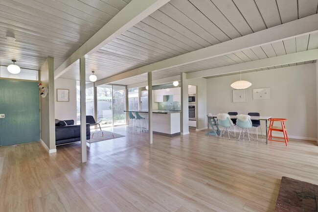 Building Photo - 4BD/2BA Cupertino Gem with Modern Upgrades!