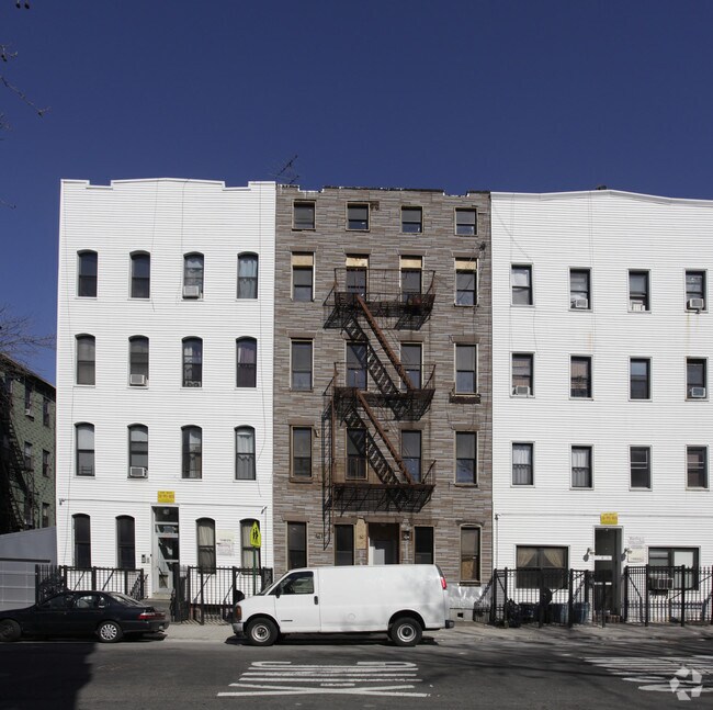 Building Photo - 179 maujer